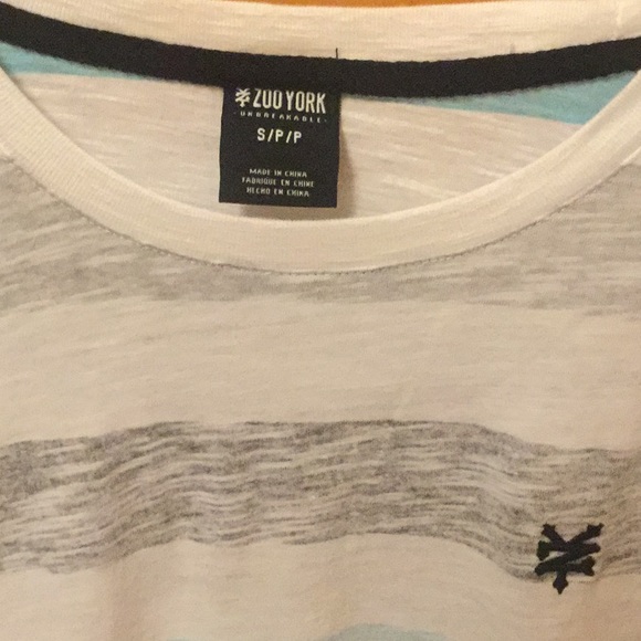 Men’s Zoo York Small T-Shirt - Picture 2 of 3